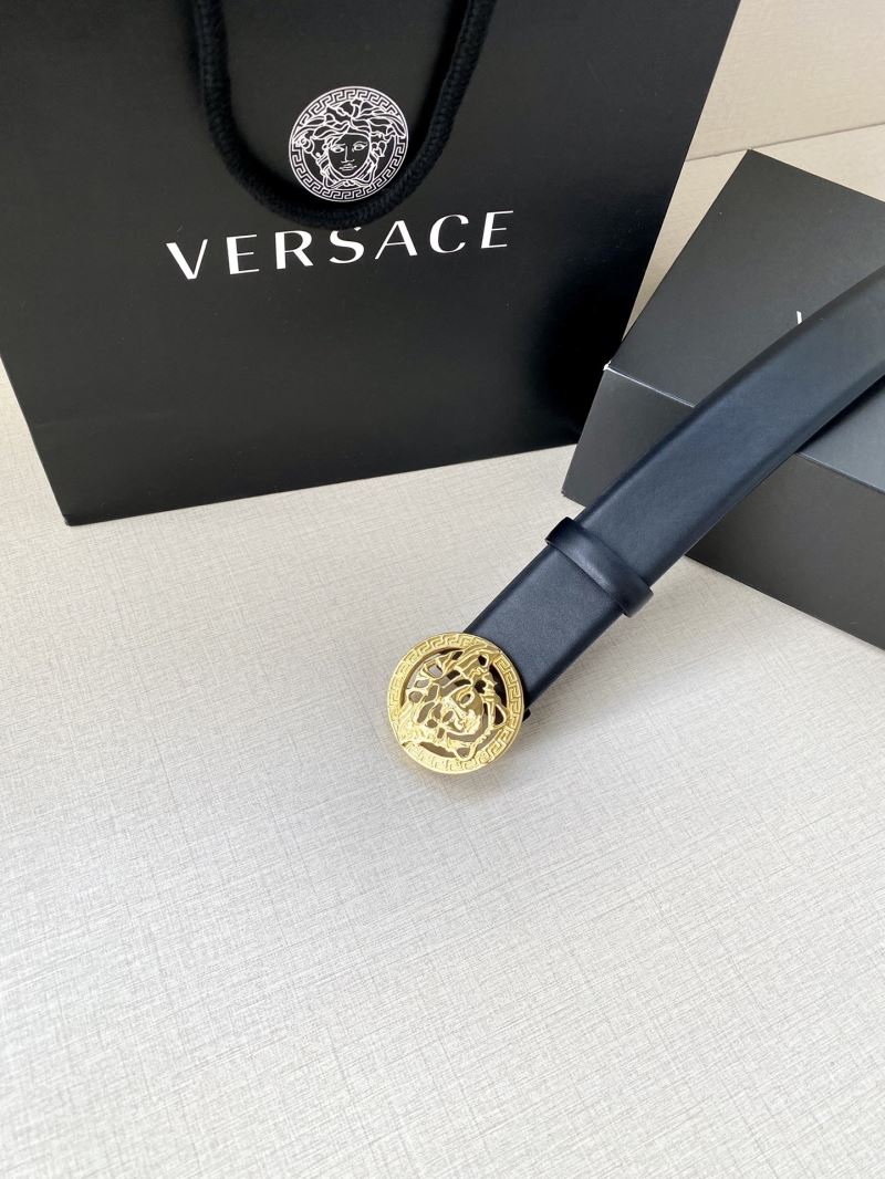 VERSACE